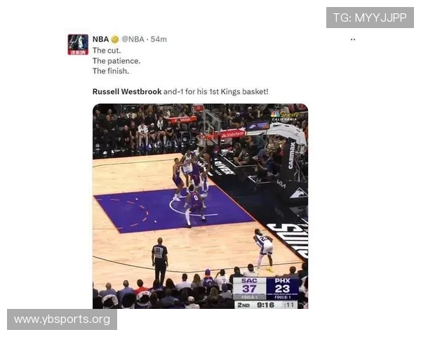 威少空篮失误再三分犯规错失逆转机会 史诗级失误葬送比赛