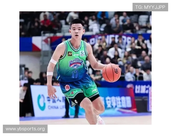 男篮集训名单引热议邹阳李弘权受质疑两大顶级后卫被迫出局