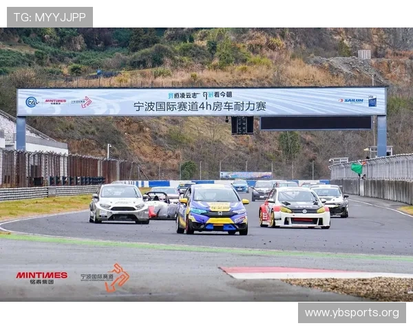宝马体育引领全新驾驶体验与高性能赛道激情探索
